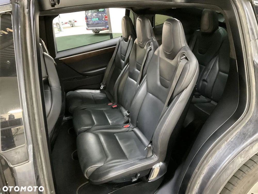 Tesla Model X Long Range Plus - 22
