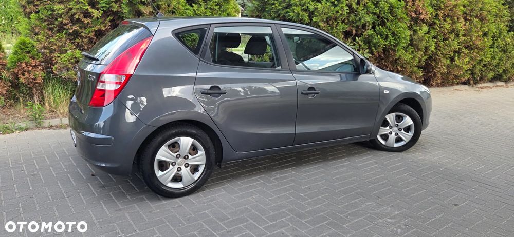 Hyundai i30 1.4 Base EU5 - 19