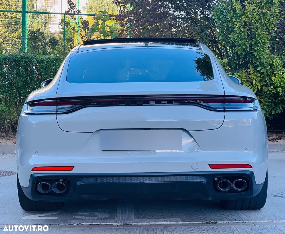 Porsche Panamera 4 E-Hybrid - 7
