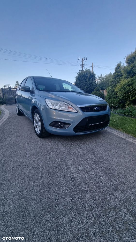 Ford Focus 1.4 Ambiente - 9