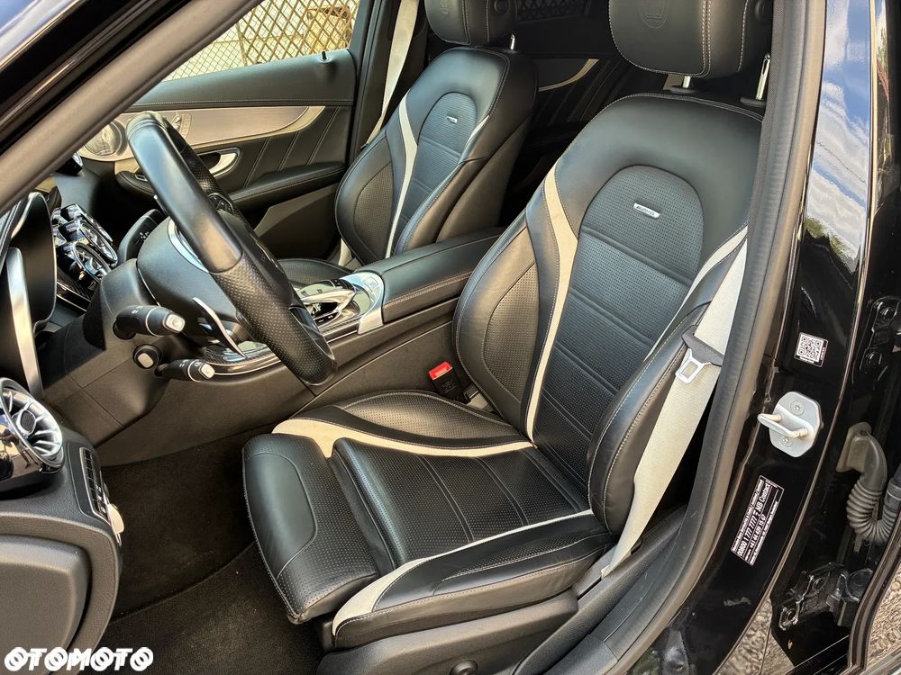 Mercedes-Benz Klasa C AMG 63 S AMG Speedshift 7G-MCT - 17
