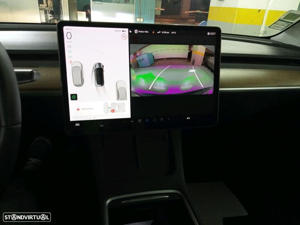 Tesla Model 3 Long-Range Dual Motor AWD - 8