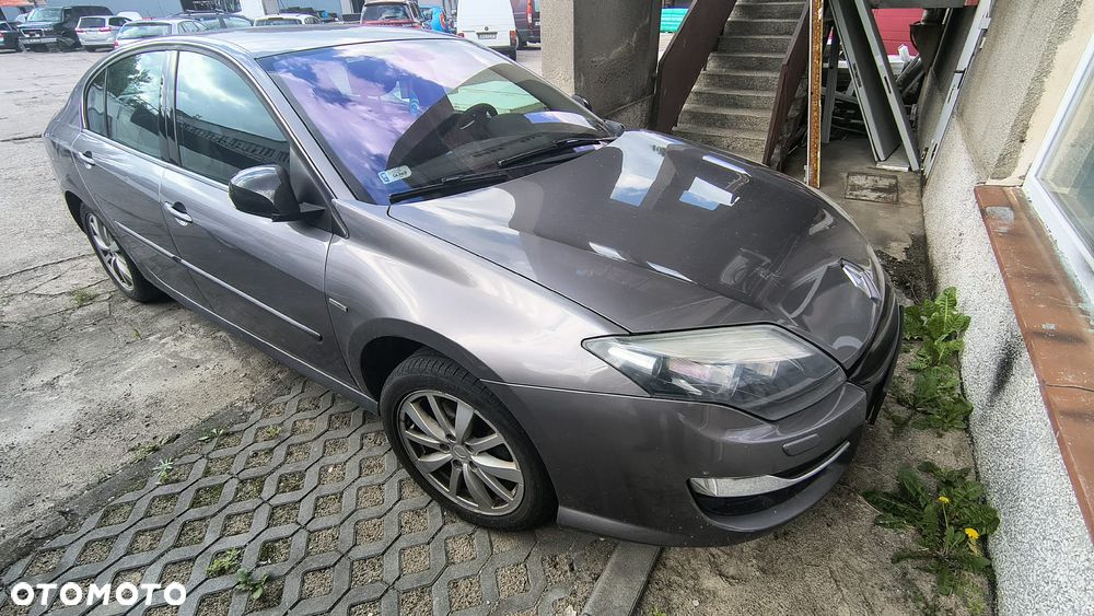 Renault Laguna - 1
