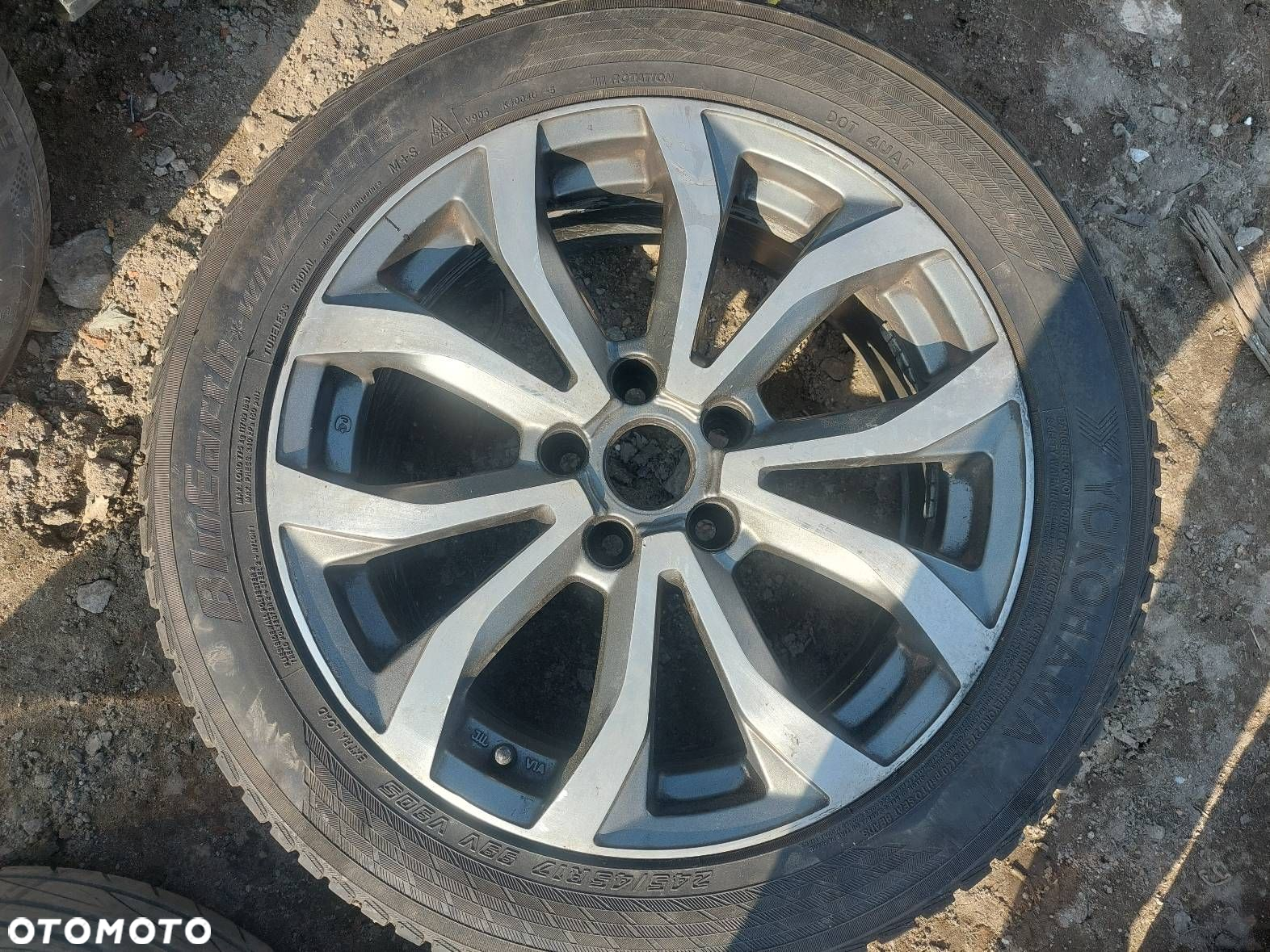 FELGI ALUMINIOWE 4SZT 7.5J 17'' ET28 FI66.6 AUDI A5 8T - 2