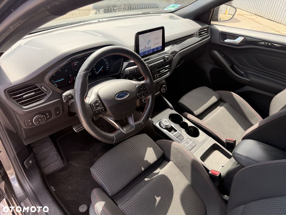 Ford Focus 2.0 EcoBlue ST-Line - 4