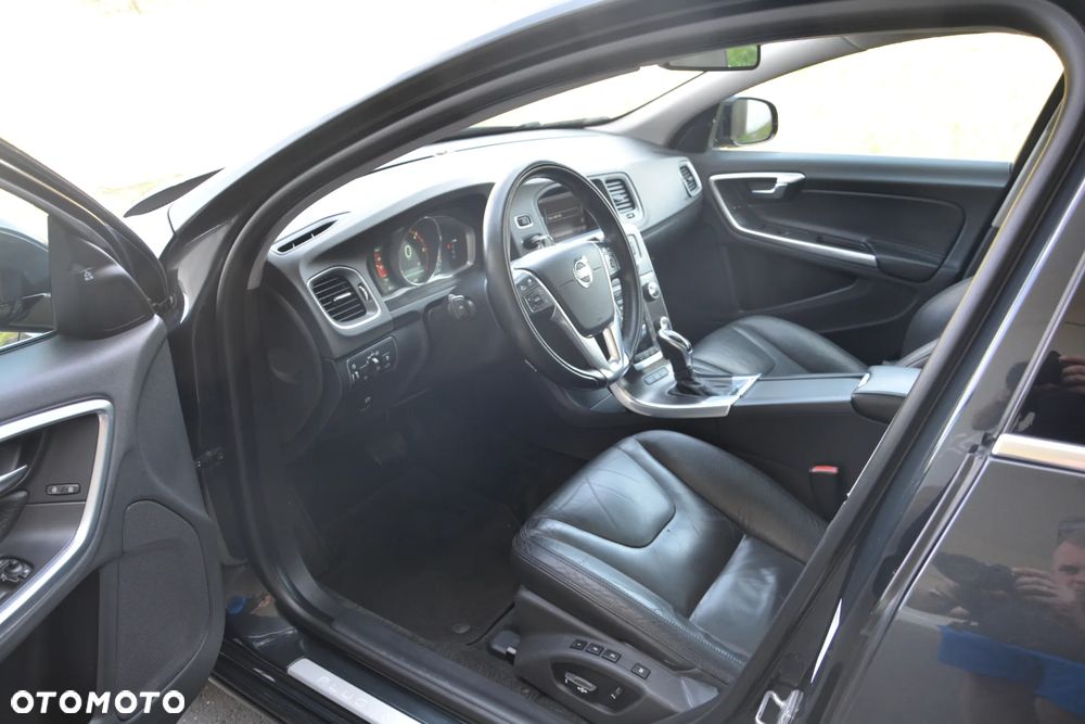 Volvo V60 - 15