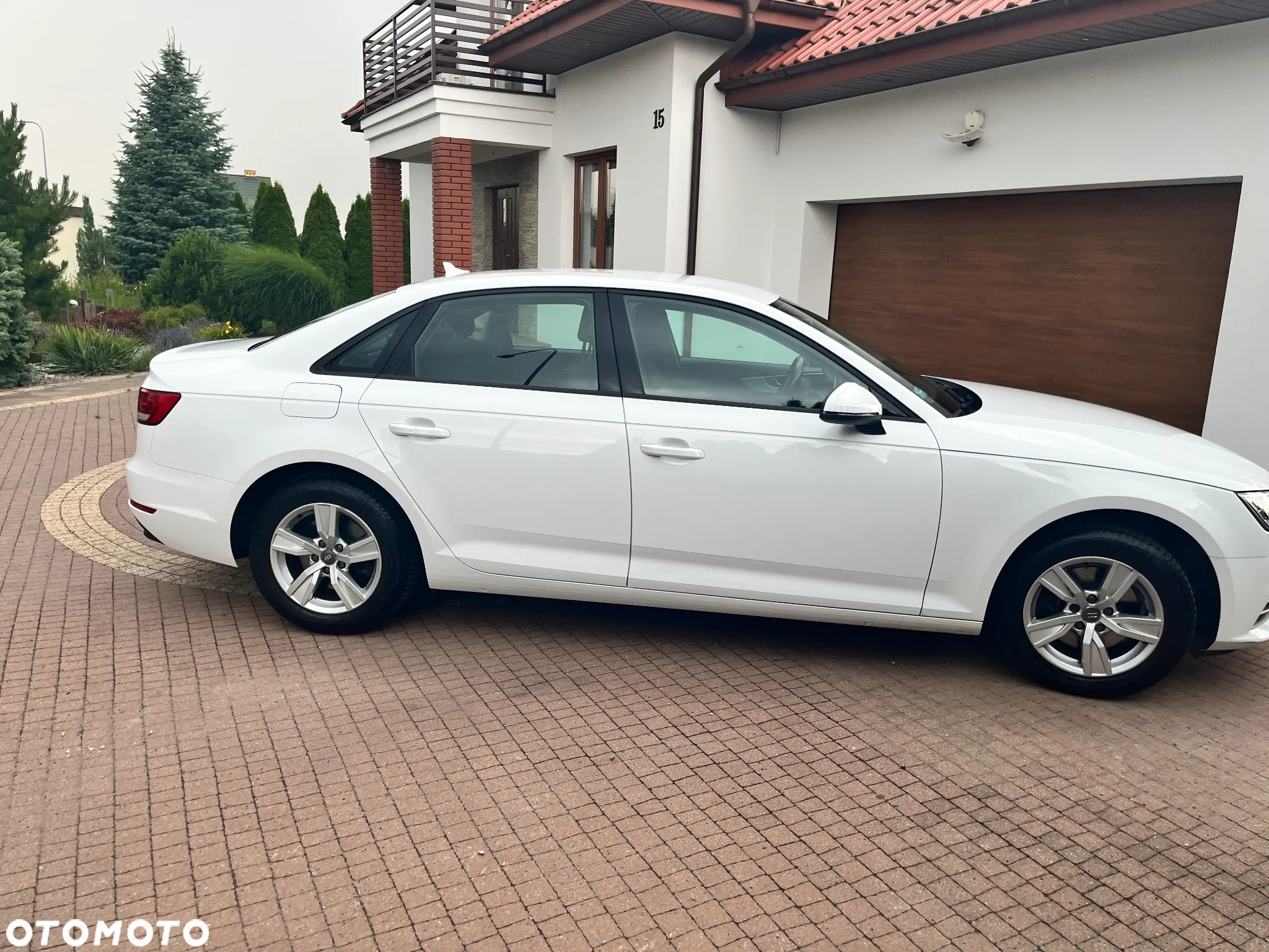 Audi A4 1.4 TFSI - 5