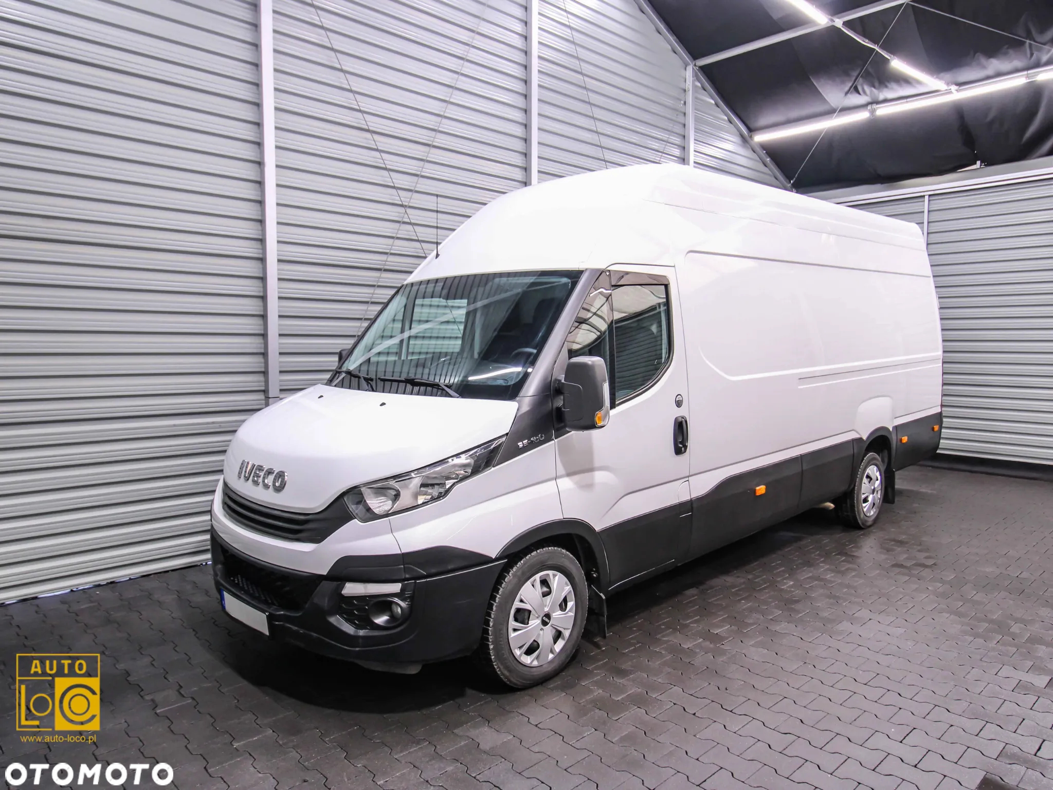Iveco DAILY FURGON - 5