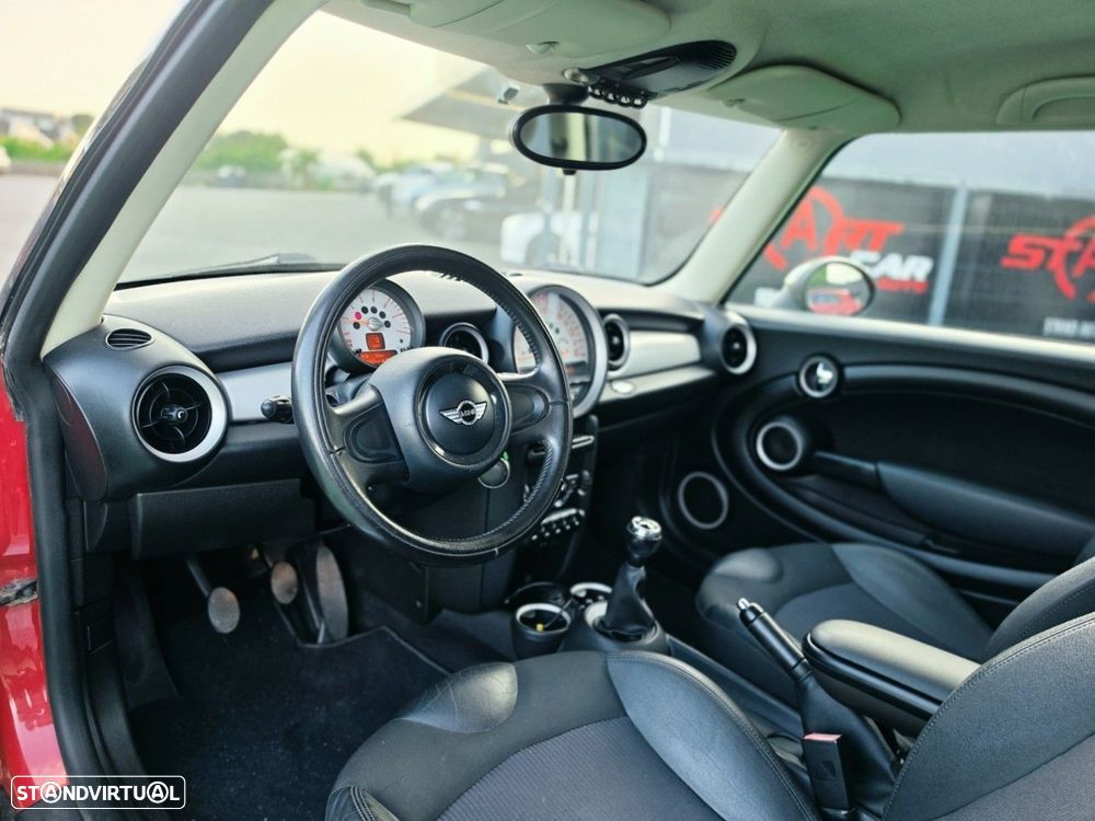 MINI 3 Portas Cooper D - 6