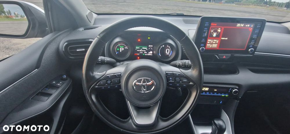 Toyota Yaris - 12