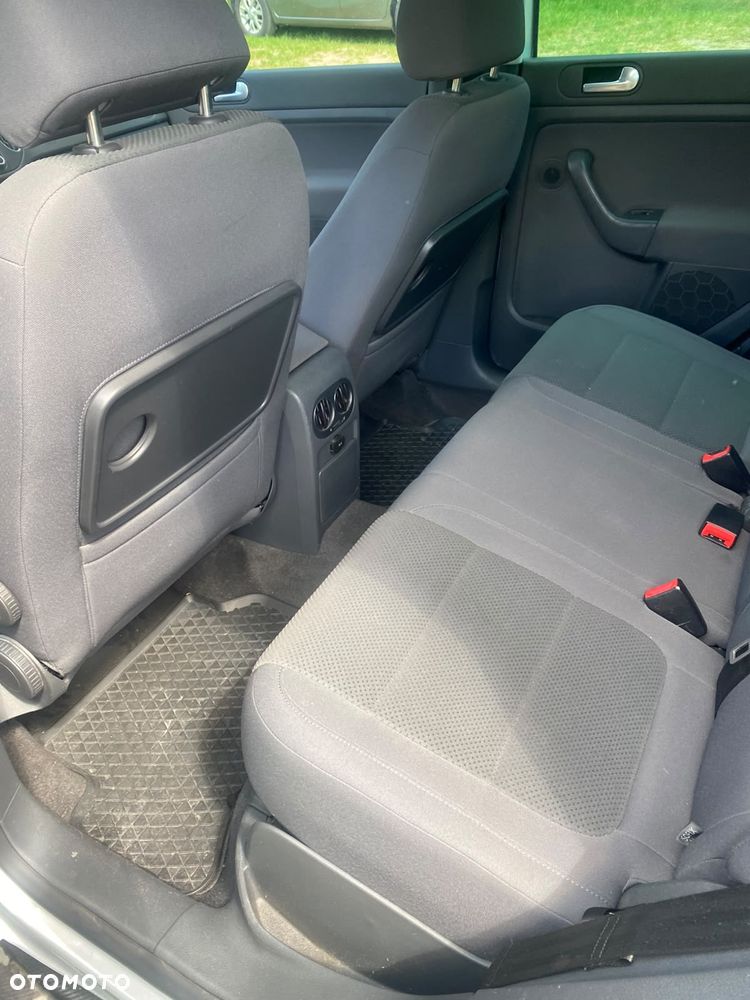 Volkswagen Golf Plus 1.6 FSI Comfortline Tiptr - 12