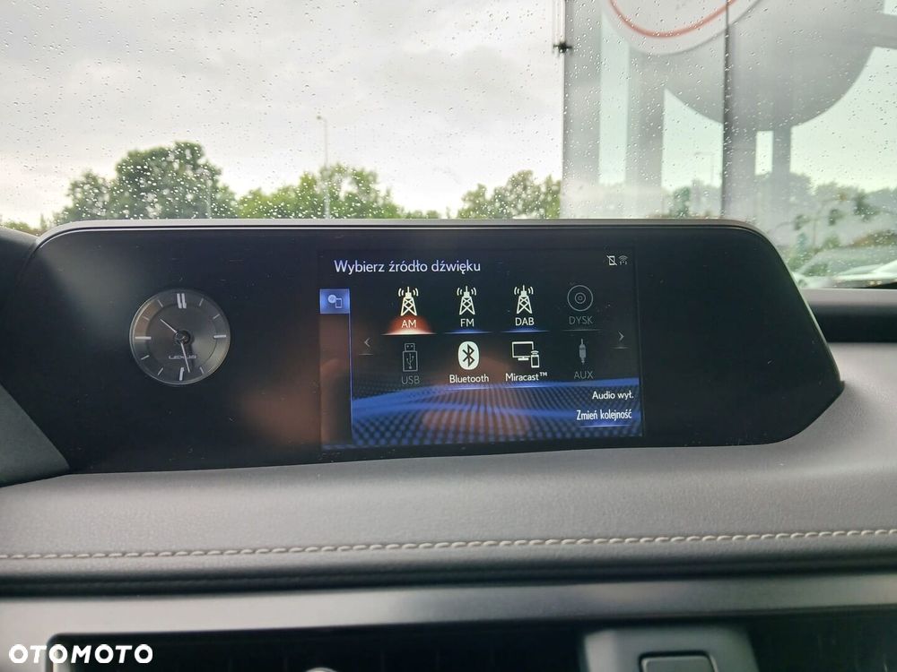 Lexus UX 250h GPF Business Edition 2WD - 16