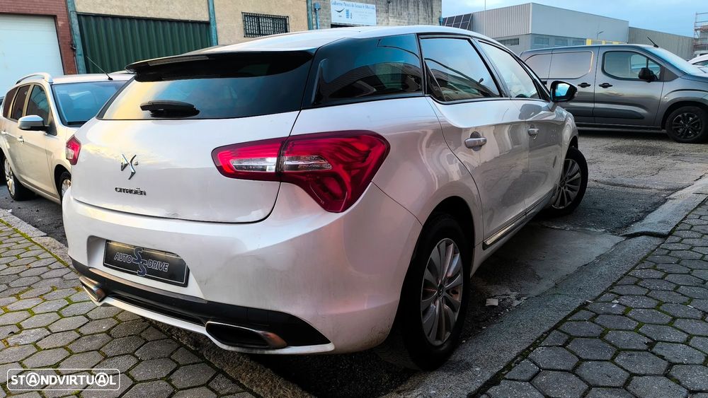 Citroën DS5 1.6 BlueHDi So Chic - 15