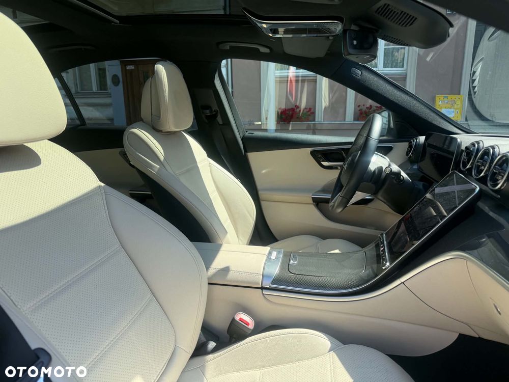Mercedes-Benz Klasa C 200 mHEV 4-Matic Avantgarde - 21