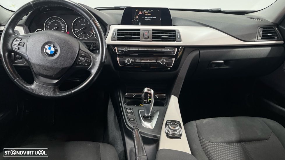 BMW 318 d Touring Advantage Auto - 9