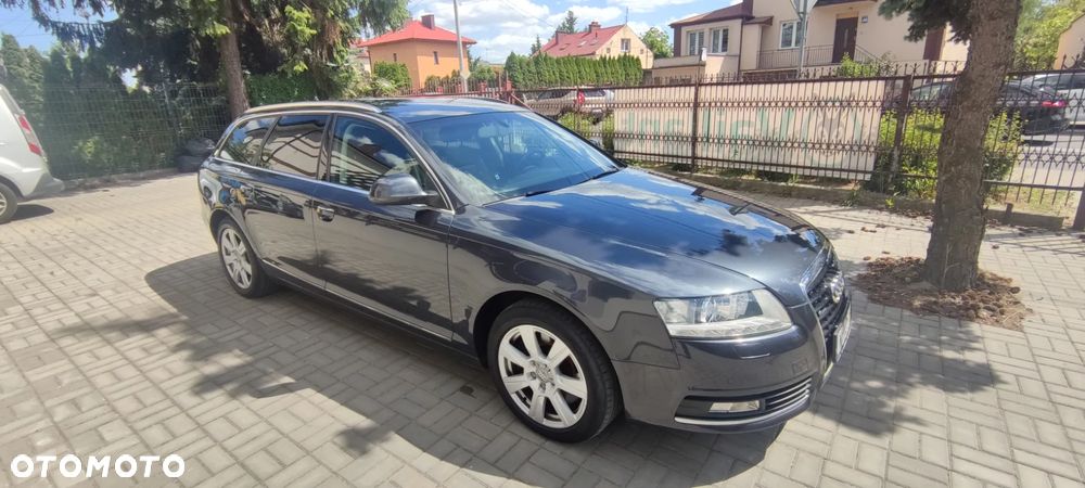 Audi A6 Avant - 1