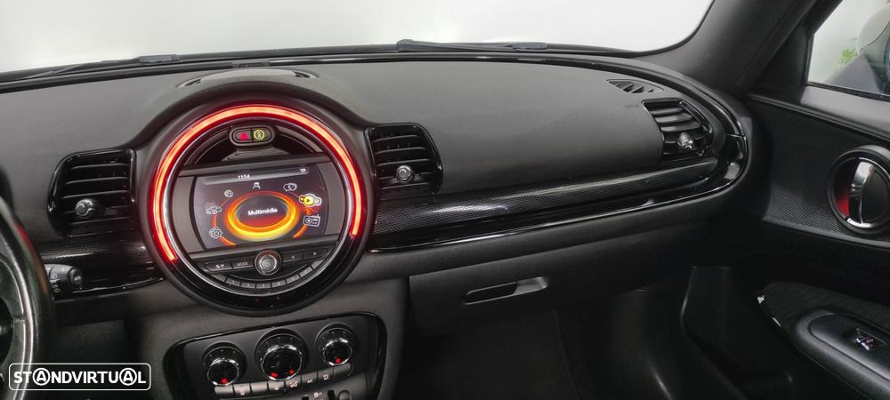 MINI Clubman Cooper D - 26