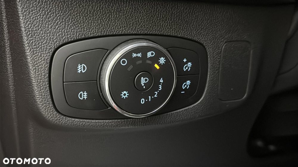 Ford Focus 1.0 EcoBoost mHEV Titanium X - 28