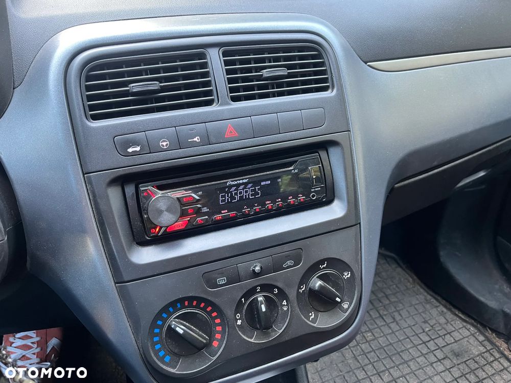Fiat Grande Punto - 7