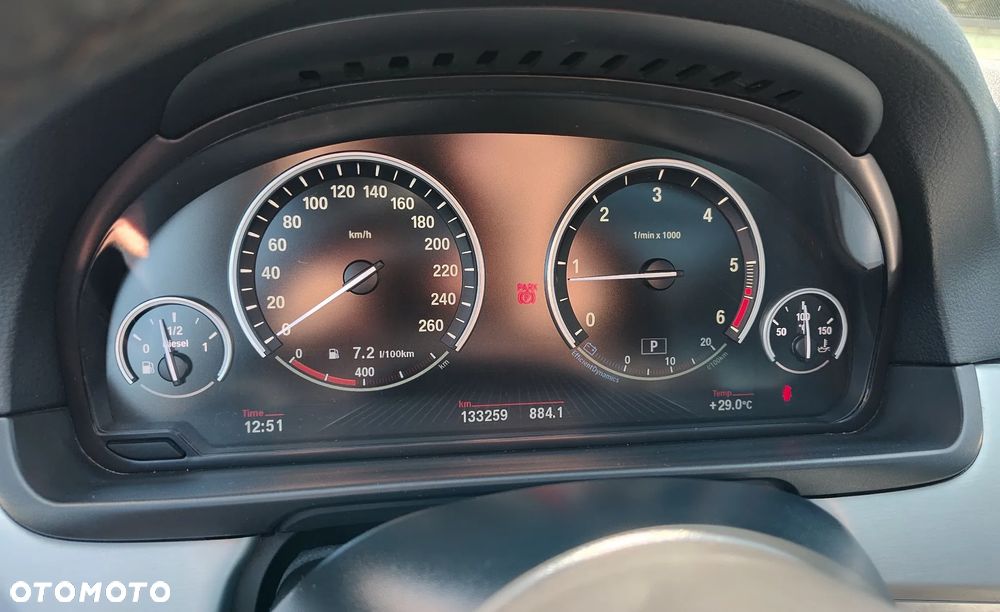 BMW Seria 5 525d Sport-Aut Luxury Line - 20