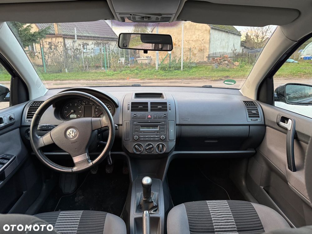 Volkswagen Polo 1.4 Tour - 20