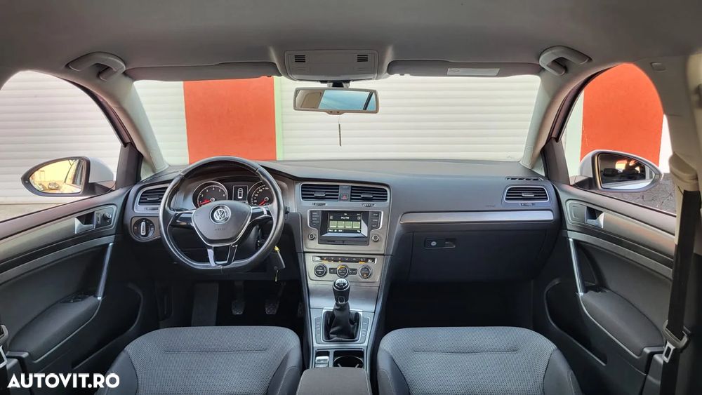 Volkswagen Golf 1.2 TSI BlueMotion Technology Comfortline - 14