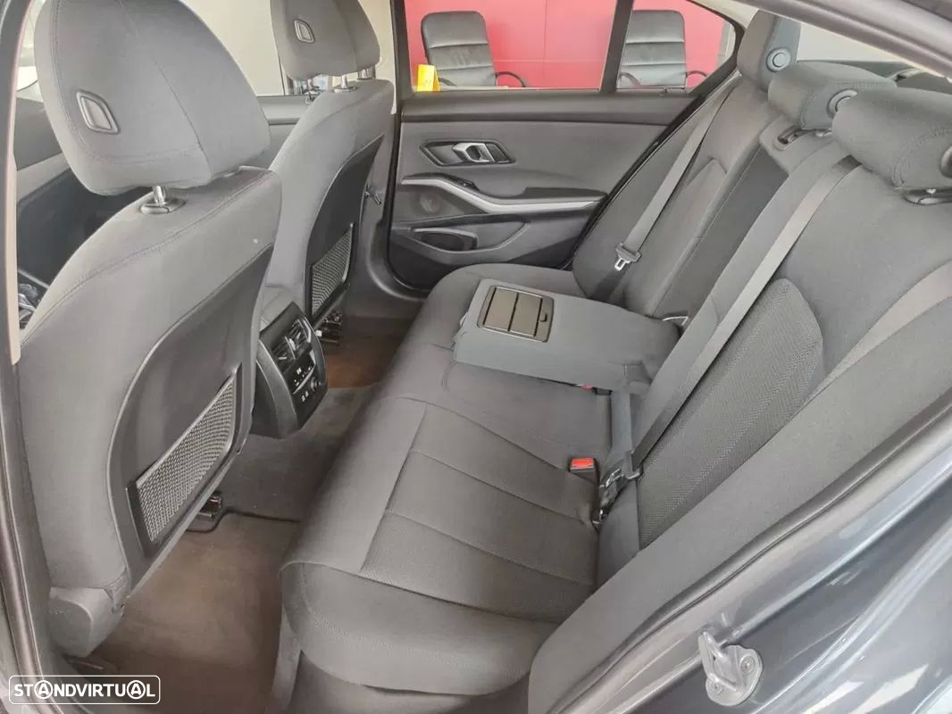 BMW 330 e Corporate Edition Auto - 13