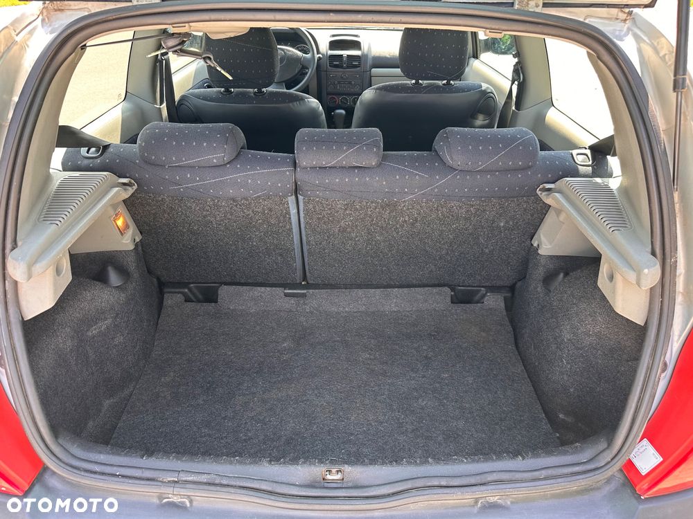 Renault Clio 1.4 16V Dynamique - 9