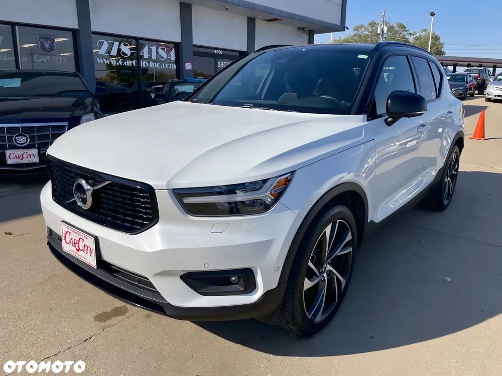 Volvo XC 40 T4 R-Design