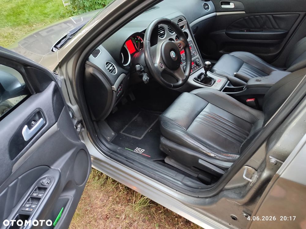 Alfa Romeo 159 1.9 JTDM 16V DPF Distinctive - 11