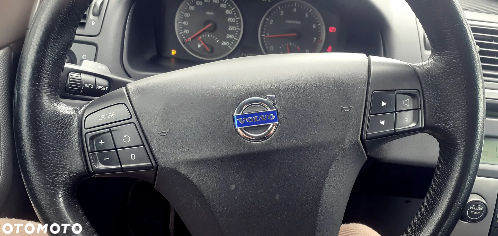 Volvo S40 1.8 Momentum - 27