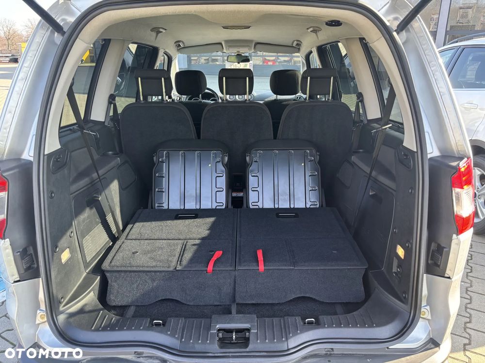 Ford Galaxy - 11
