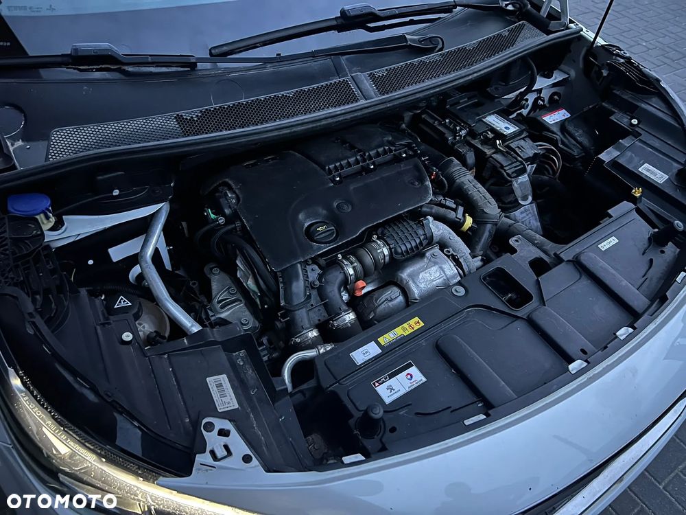 Peugeot 3008 BlueHDi 120 Stop & Start EAT6 Allure - 29