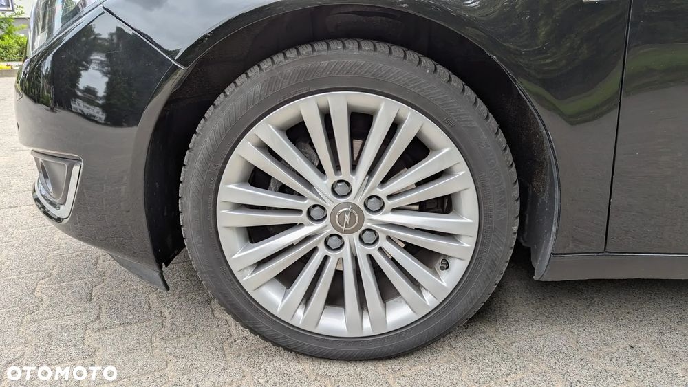 Opel Insignia 1.4 T Cosmo S&S - 10