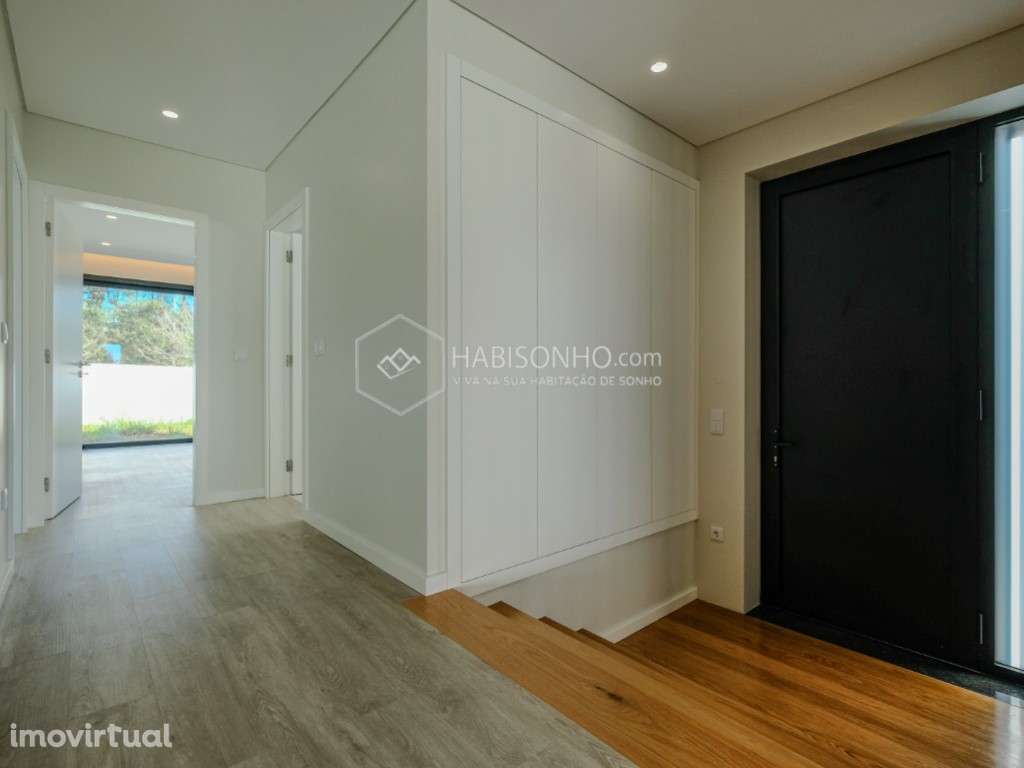 Moradia T4 Nova | Espinho | Guetim - Grande imagem: 4/39