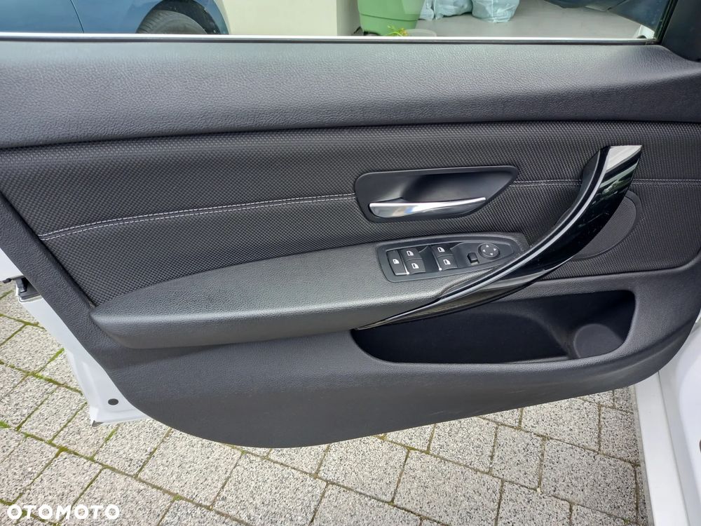 BMW Seria 4 420d Sport Line - 23