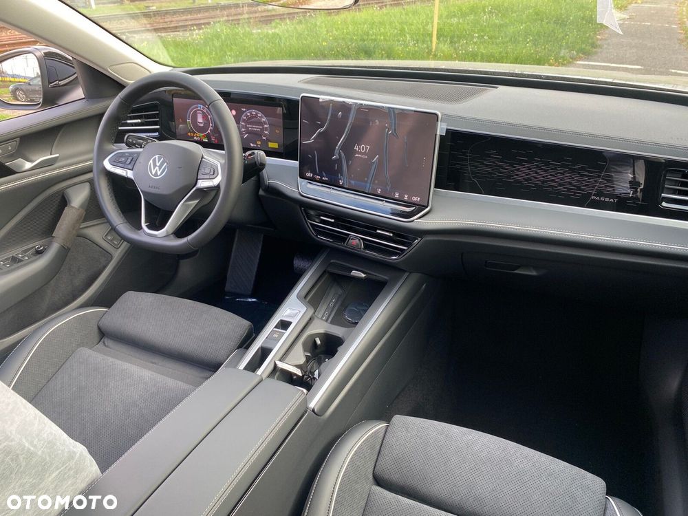 Volkswagen Passat - 14