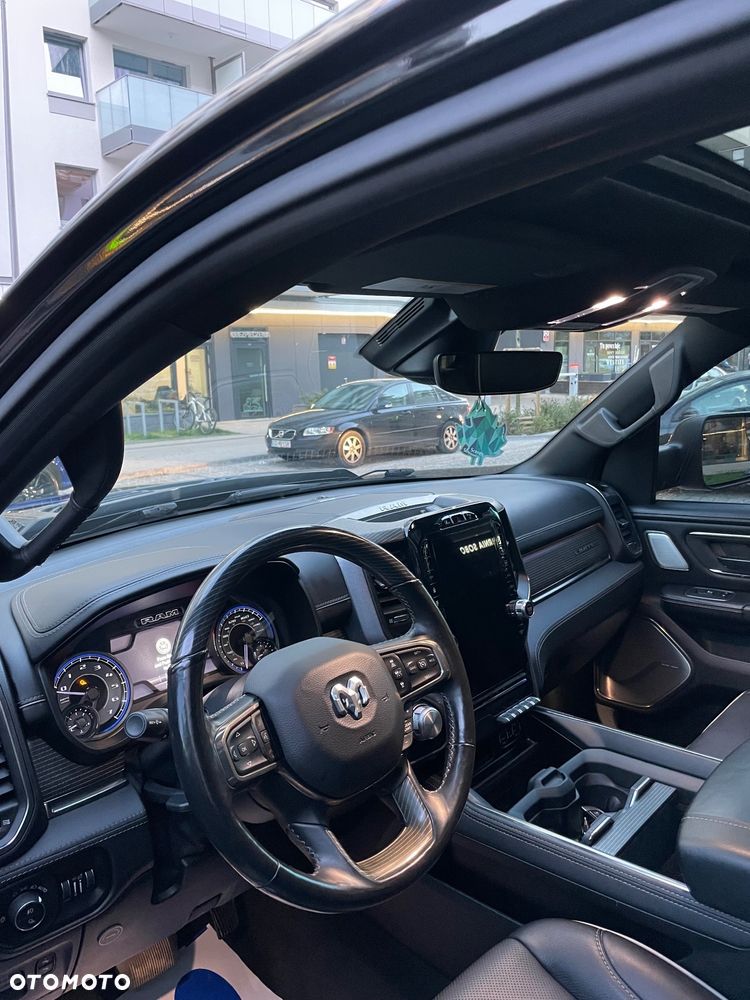 RAM 1500 5.7 Crew Cab Limited - 24