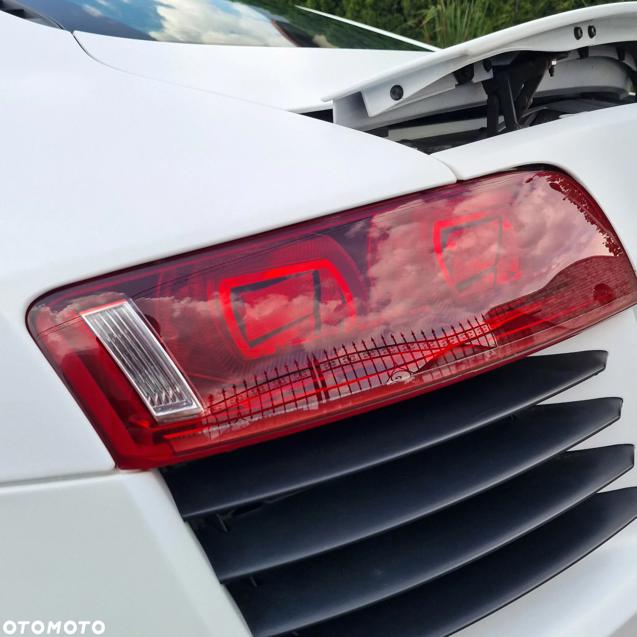 Audi R8 Coupé 4.2 Quattro R tronic - 10