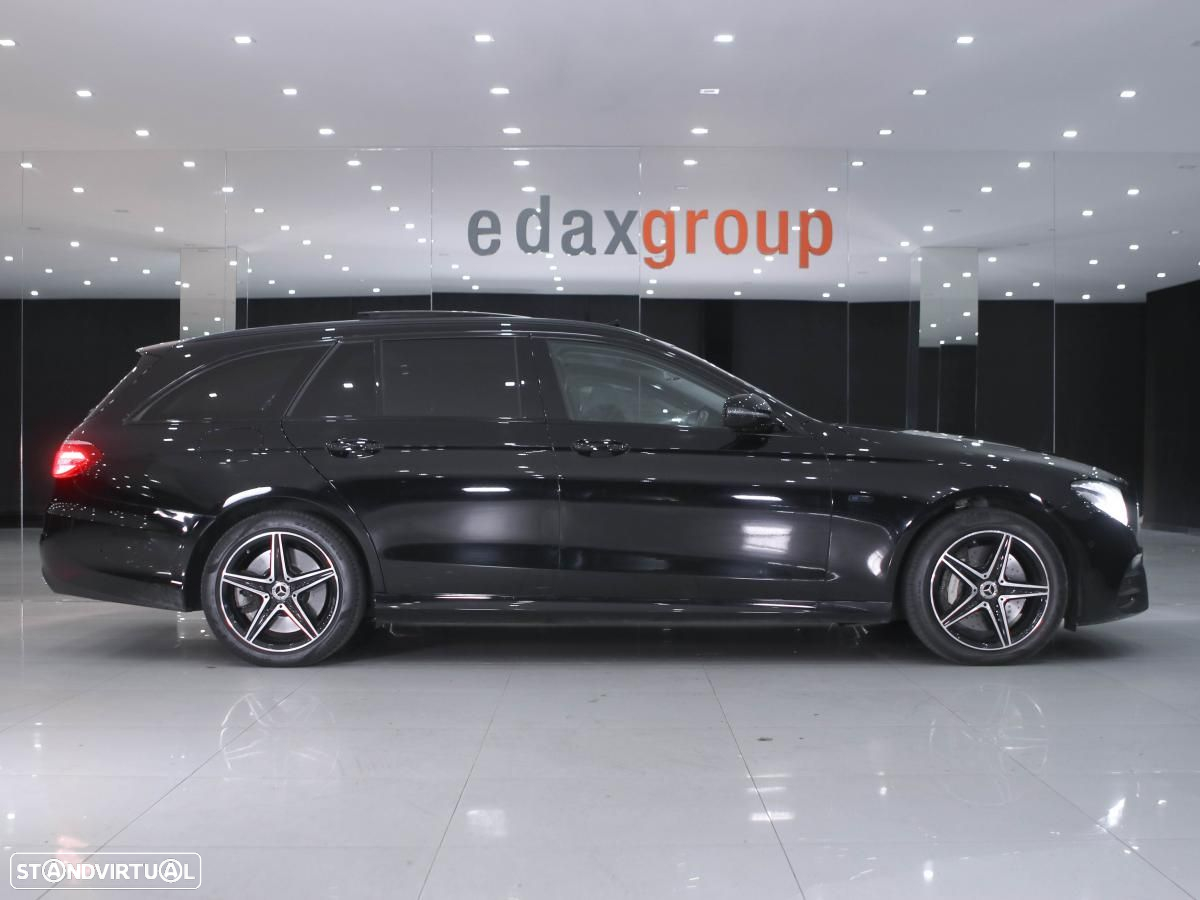 Mercedes-Benz E 300 de AMG Line - 2