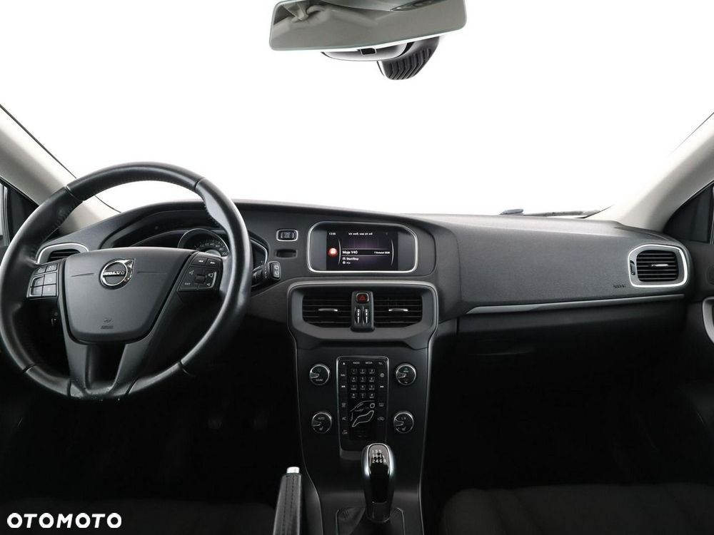 Volvo V40 T2 Kinetic - 16