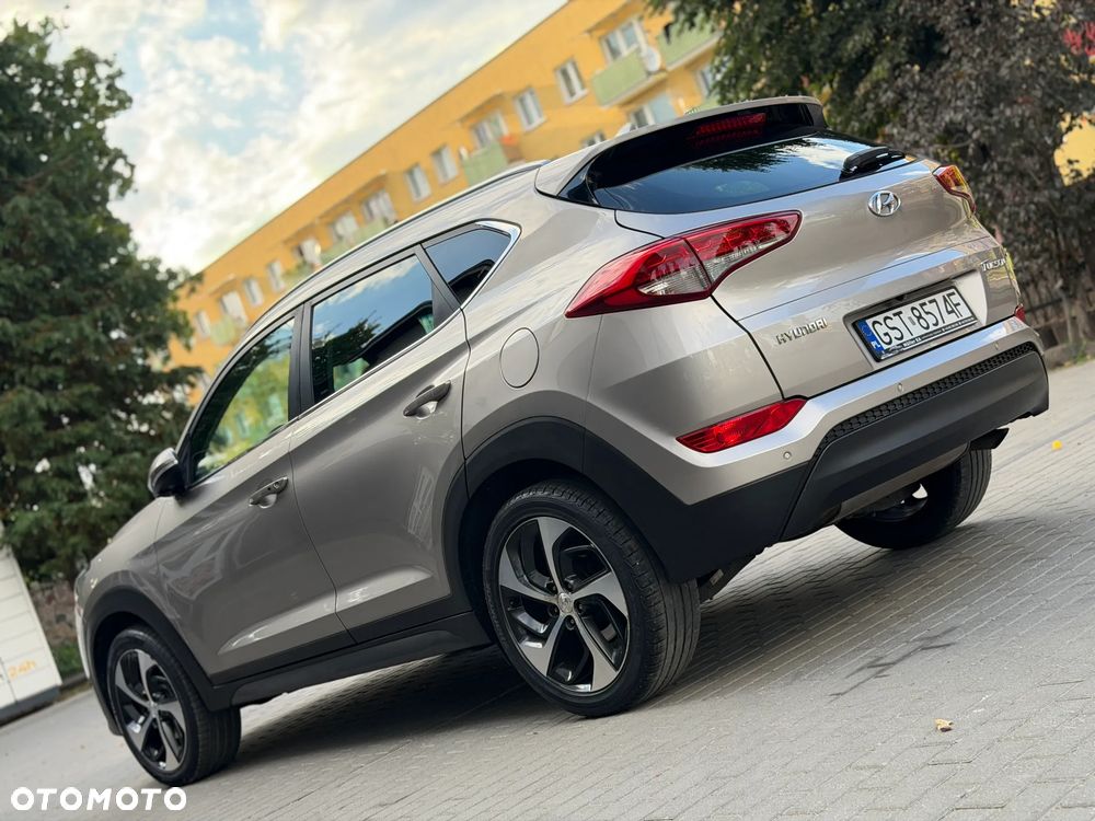 Hyundai Tucson 1.7 CRDI BlueDrive TourdePologne 2WD - 15