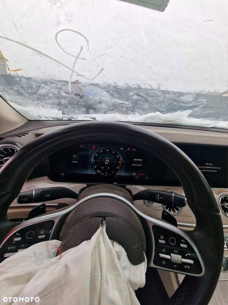 Mercedes-Benz Klasa E - 7