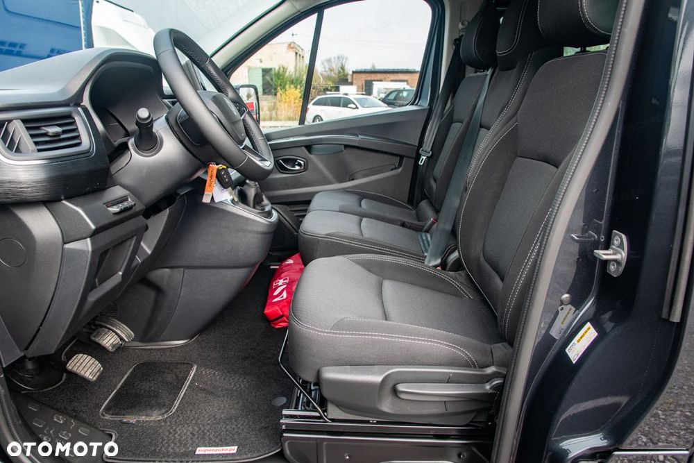 Renault Trafic - 19