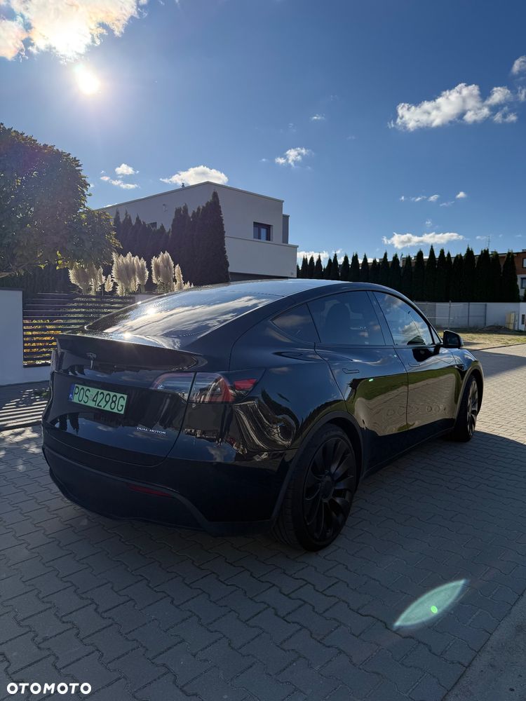 Tesla Y Model Performance Dual Motor AWD - 6