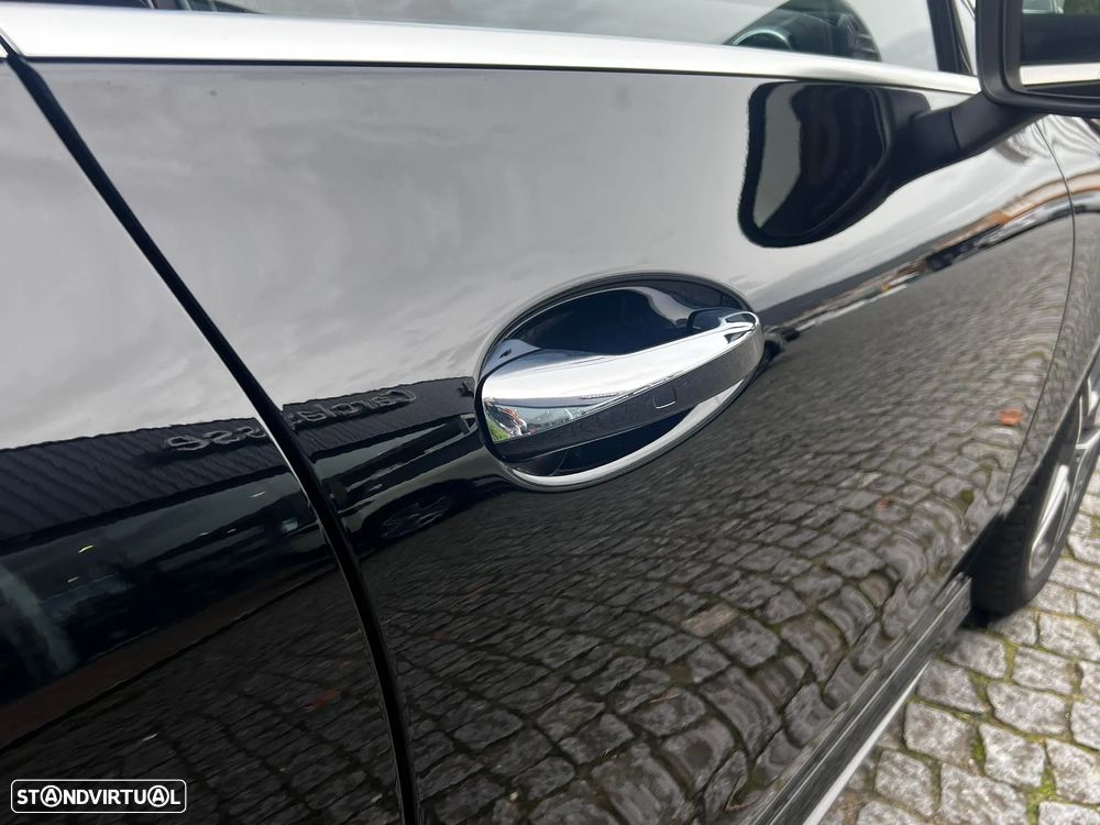 Mercedes-Benz CLA 180 d Shooting Brake AMG Line Aut. - 5