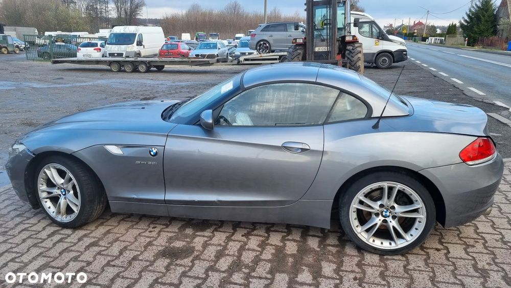 BMW Z4 sDrive30i - 12