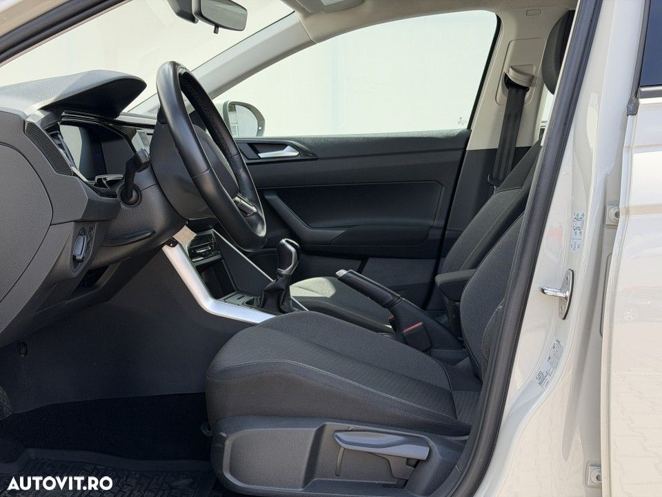 Volkswagen Taigo - 11