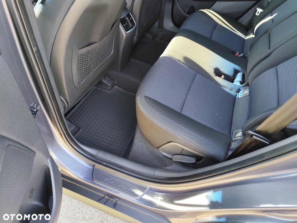 Hyundai Tucson 2.0 CRDI BlueDrive Comfort 2WD - 12