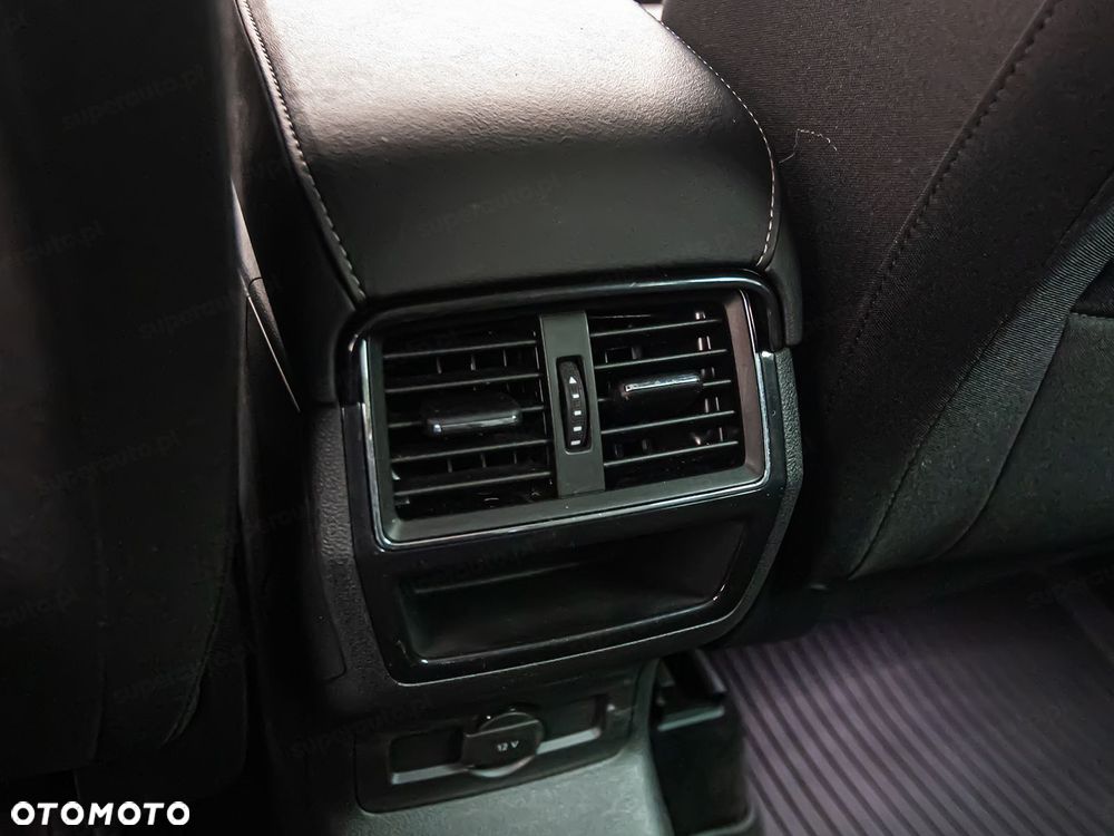 Skoda Karoq 1.5 TSI ACT 4x2 Style DSG - 20